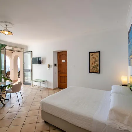 Casa Marina 普莱亚诺